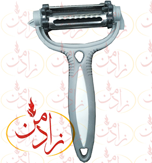 میوه پوست کن دستی سه کاره است، که می توان با آن سیب زمینی،بادمجان،خیار هویج، را پوست کند. قابل استفاده برای فست فودی ها،رستوران ها،در آشپزخانه های خانگی ، جهت تزئین محتویات سالاد استفاده می شود.