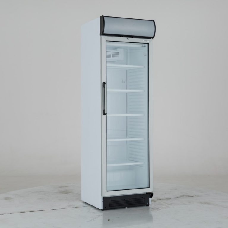 یخچال ایستاده ویترینی اوگور 60 سانتی مدل uss374
